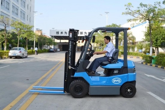 快看！原來(lái)這么多“企業(yè)”都選擇比亞迪叉車(chē)！